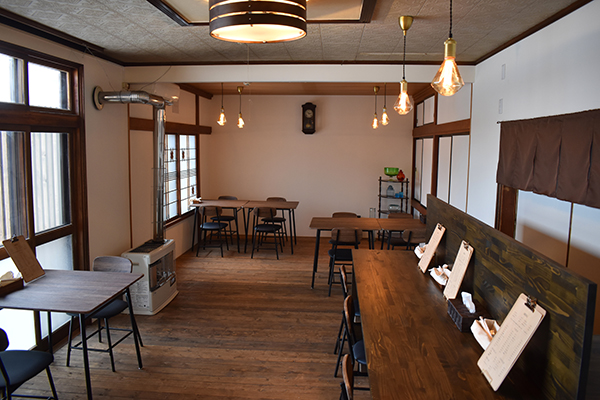 「カレーのお店 ぶぅ」内観