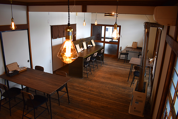 「カレーのお店 ぶぅ」内観