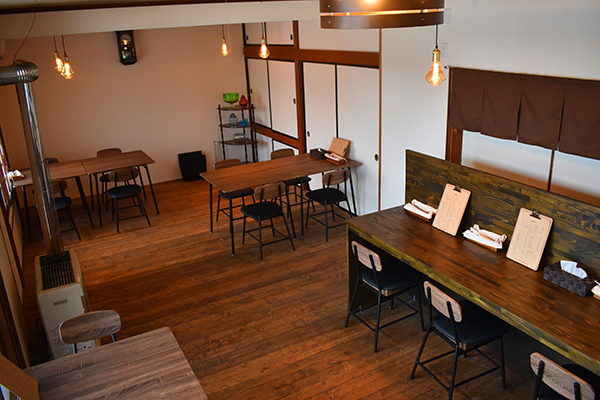 「カレーのお店 ぶぅ」内観